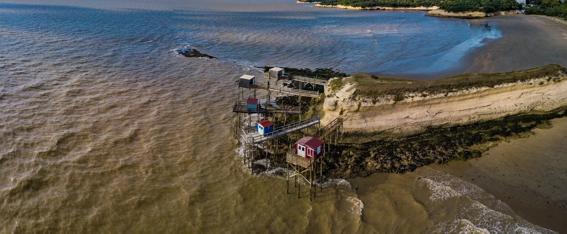 Cabane de pêcheur à Meschers.
